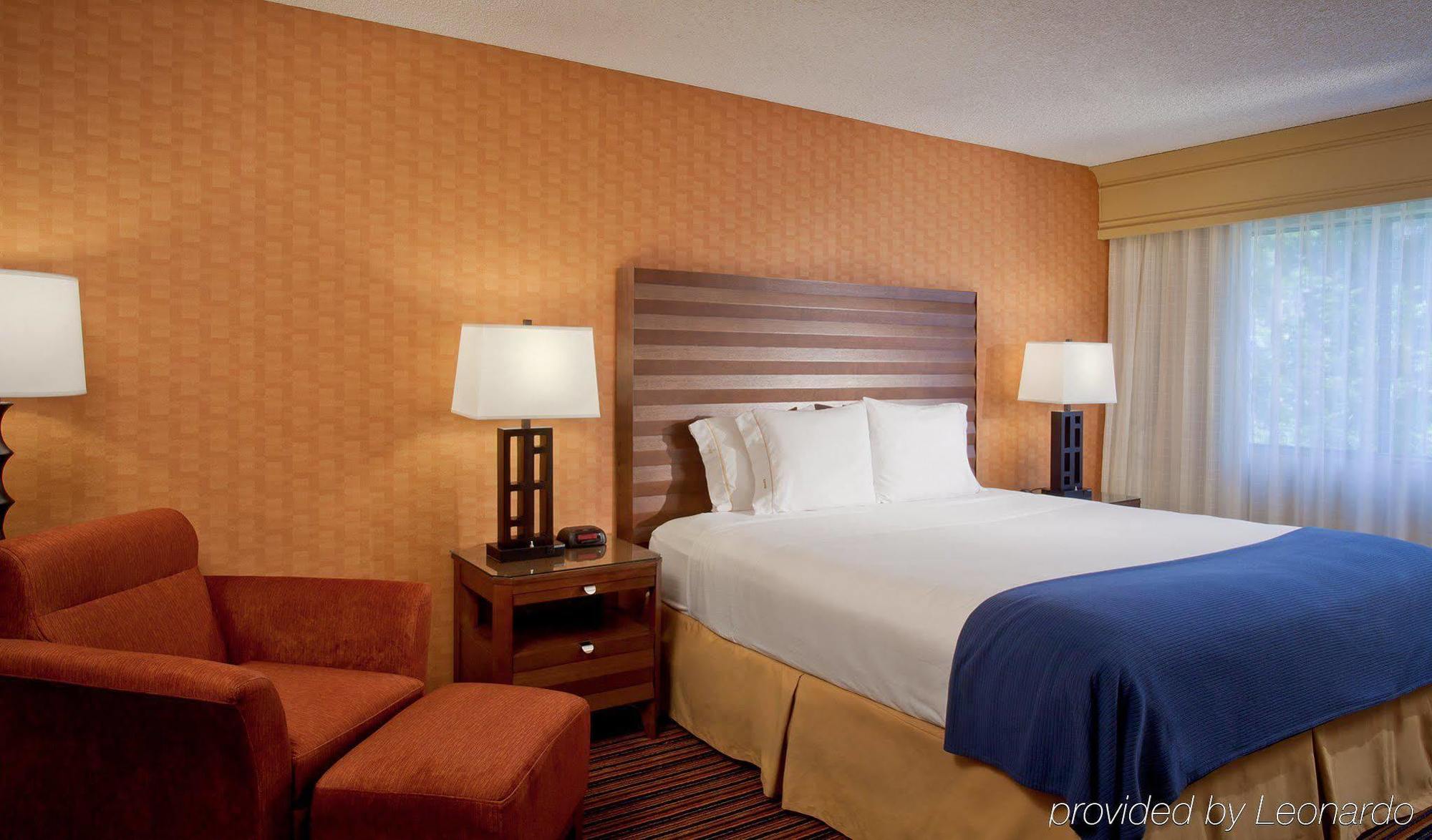 Holiday Inn Express Sacramento Convention Center, An Ihg Hotel Room photo
